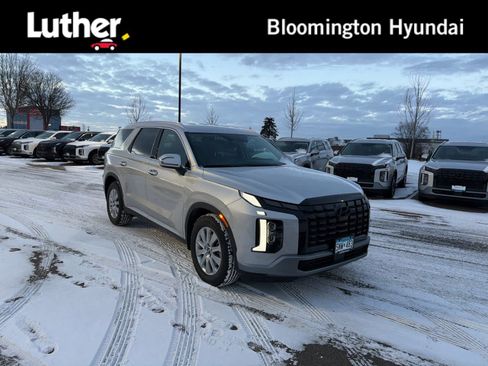 Used 2025 Hyundai Palisade SEL image 1