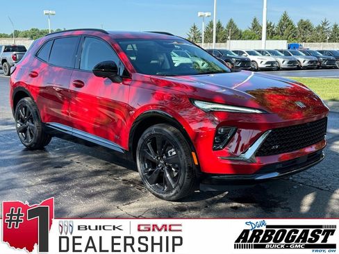 New 2025 Buick Envision Sport Touring image 1
