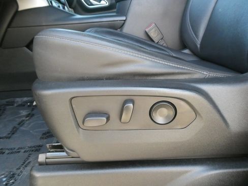 Used 2021 Chevrolet Tahoe LT AWD/4WD image 15