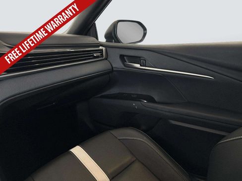 Used 2025 Toyota Camry SE FWD image 24