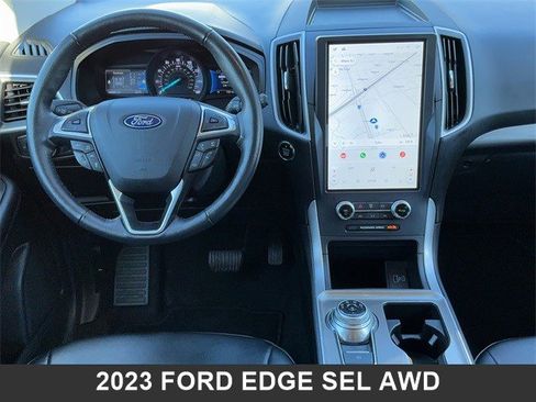 Used 2023 Ford Edge SEL image 11