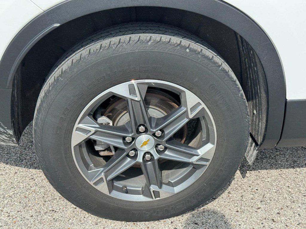 Used 2024 Chevrolet Blazer LT w/ Convenience Package FWD image 10