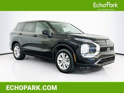 Used 2025 Mitsubishi Outlander ES