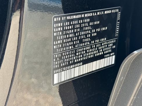 New 2025 Volkswagen Taos SE image 29