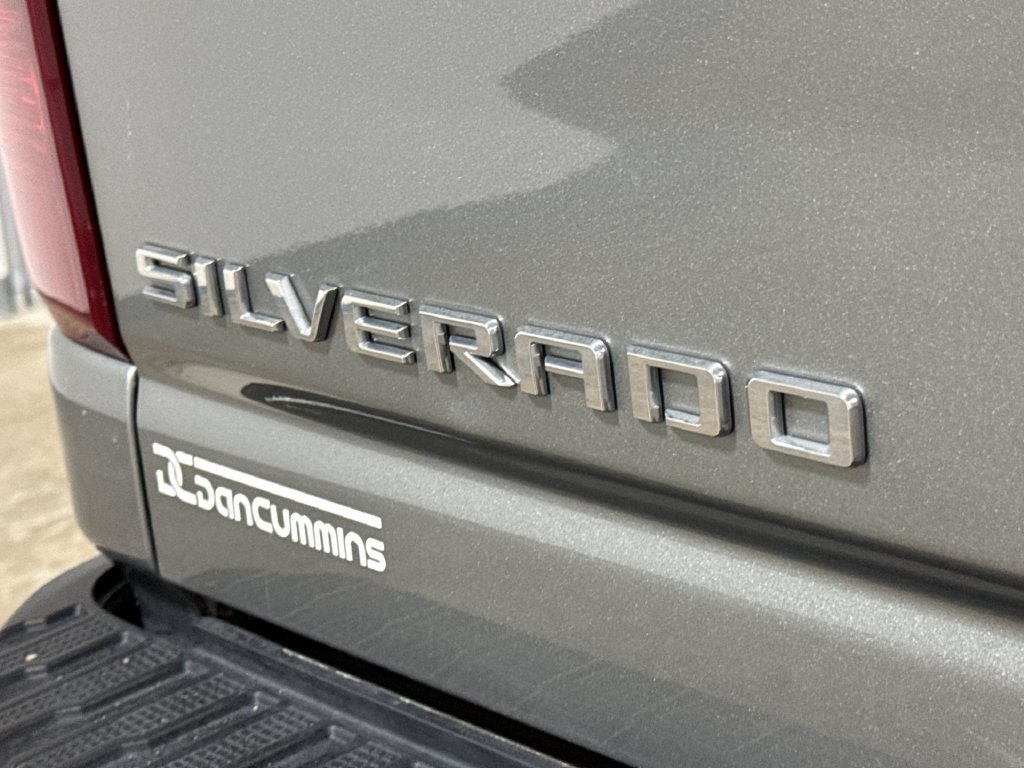 Used 2025 Chevrolet Silverado 2500 LT w/ Convenience Package AWD/4WD image 25