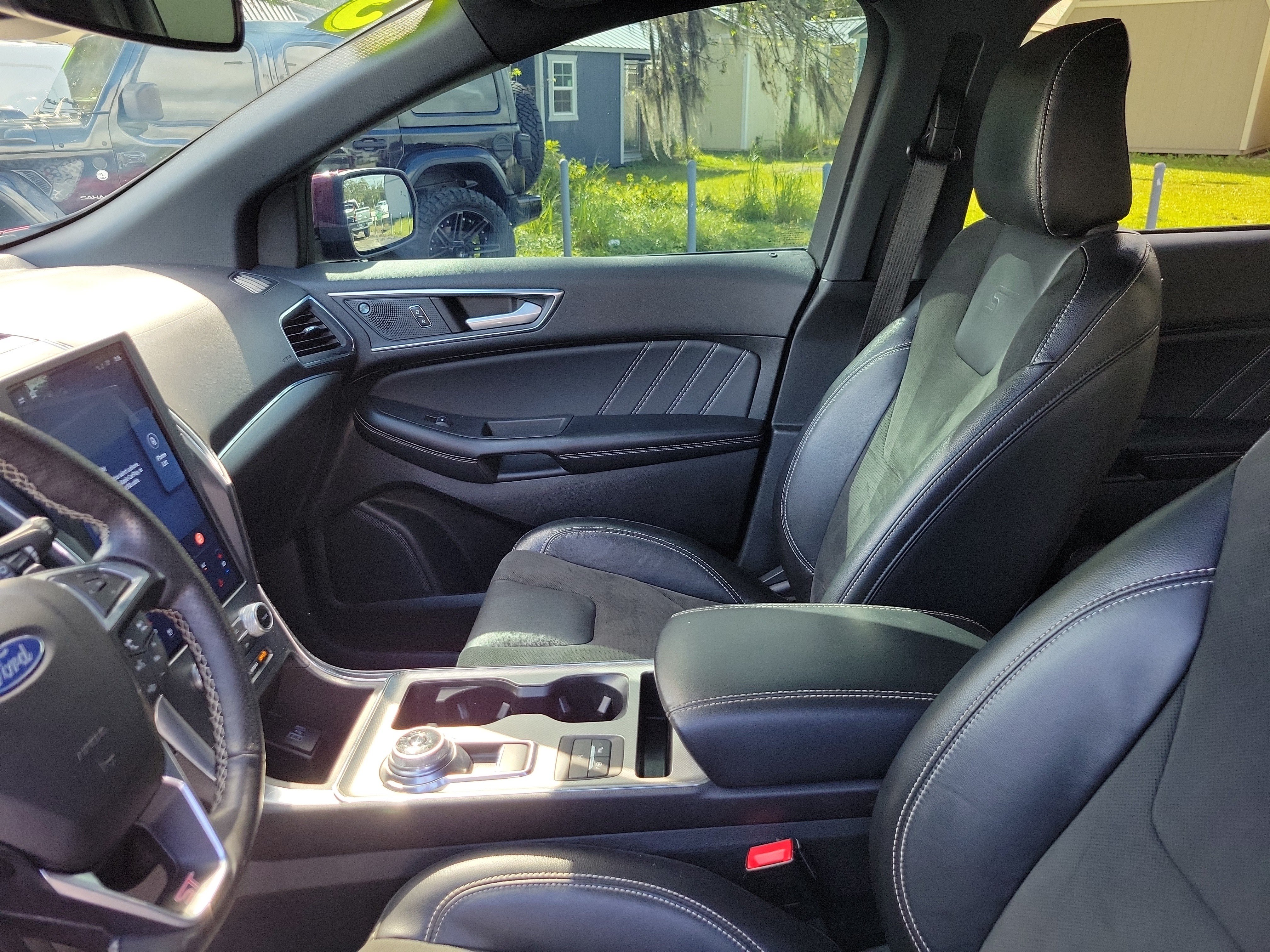 Used 2023 Ford Edge ST w/ Equipment Group 401A AWD/4WD image 12