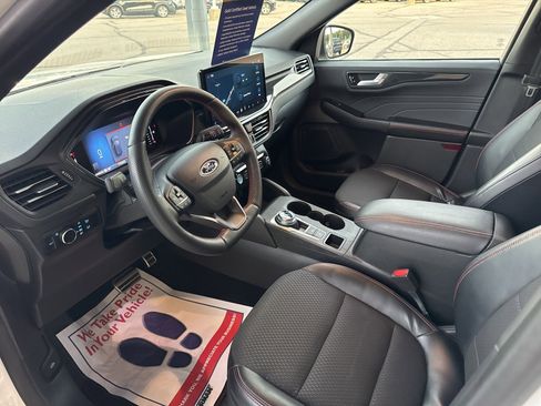 Certified 2023 Ford Escape ST-Line w/ Tech Pack #1 image 21