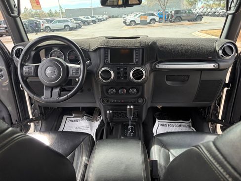 Used 2016 Jeep Wrangler Unlimited Rubicon w/ Connectivity Group AWD/4WD image 20