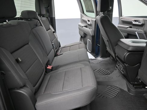 Used 2024 GMC Sierra 1500 Elevation image 29