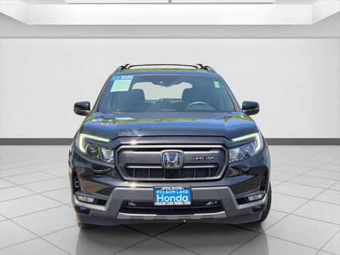 Certified 2024 Honda Passport TrailSport image 2
