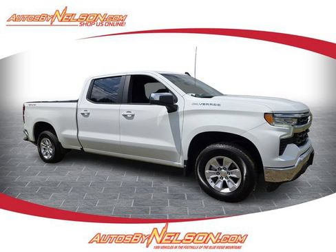 Used 2023 Chevrolet Silverado 1500 LT w/ Protection Package AWD/4WD image 1