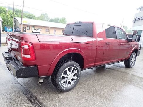 Used 2024 RAM 3500 Limited w/ Towing Technology Group AWD/4WD image 9