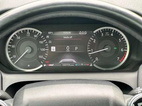 Certified 2020 Land Rover Discovery Sport S AWD/4WD image 28