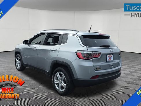 Used 2024 Jeep Compass Latitude AWD/4WD image 5