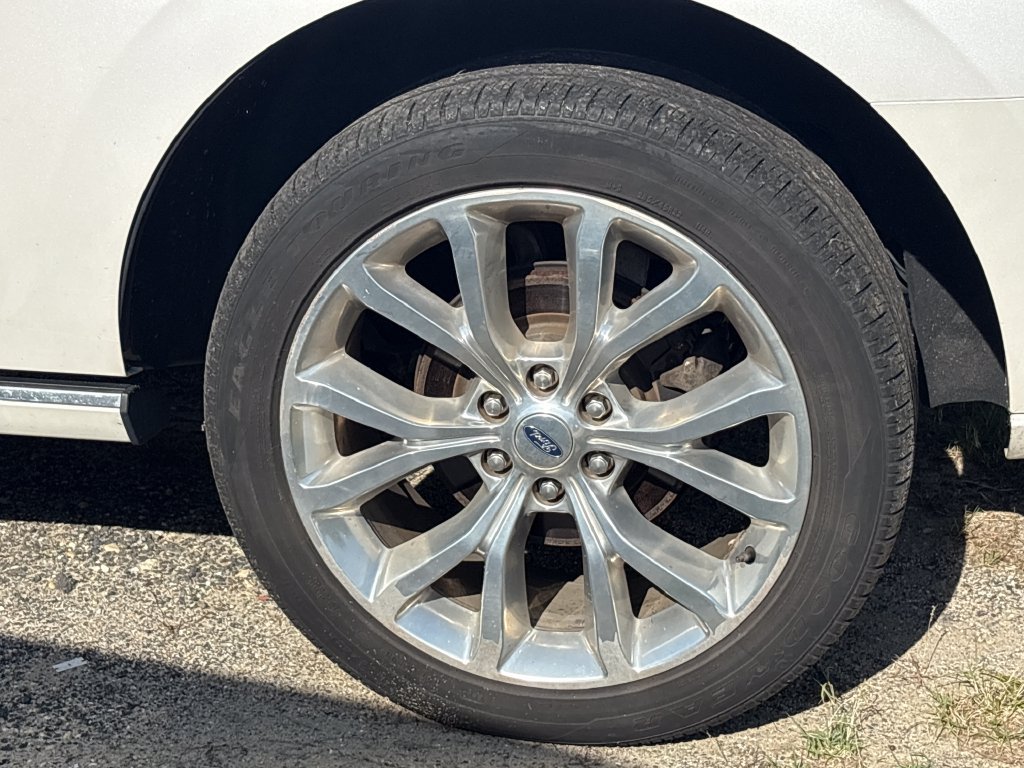 Used 2019 Ford Expedition Platinum AWD/4WD image 5