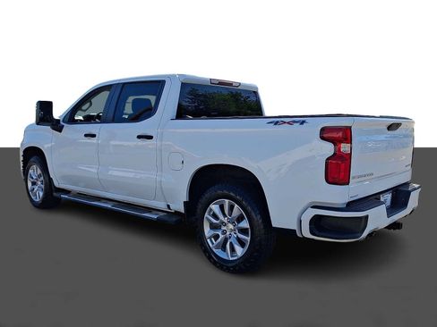 Used 2021 Chevrolet Silverado 1500 Custom w/ Custom Max Trailering Package AWD/4WD image 4