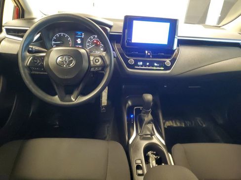 Used 2024 Toyota Corolla LE image 9