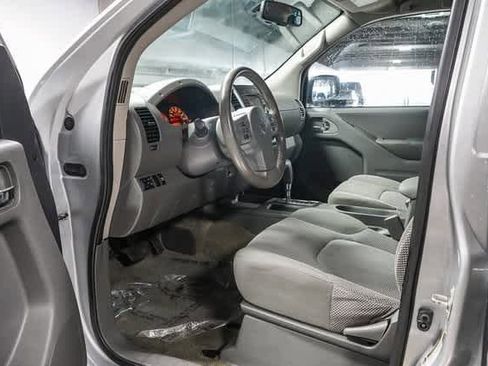Used 2017 Nissan Frontier SV w/ SV Value Truck Package image 16