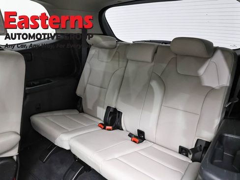 Used 2021 Kia Telluride S image 28