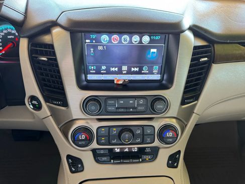 Used 2019 GMC Yukon Denali w/ Denali Ultimate Package image 15