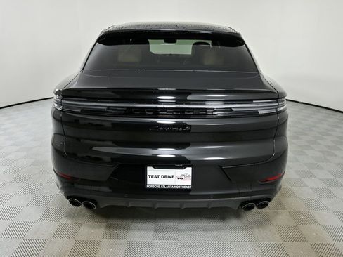 New 2025 Porsche Cayenne S image 30