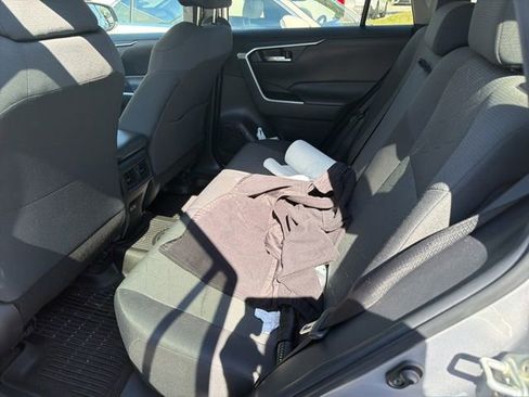 Used 2023 Toyota RAV4 XLE w/ Convenience Package image 5