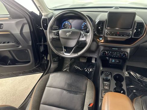 Used 2022 Ford Bronco Sport Outer Banks w/ Tech Package AWD/4WD image 16