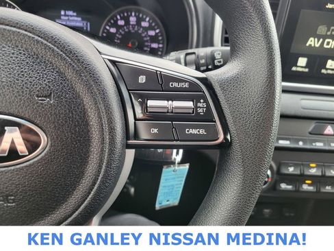 Used 2020 Kia Sportage LX image 31