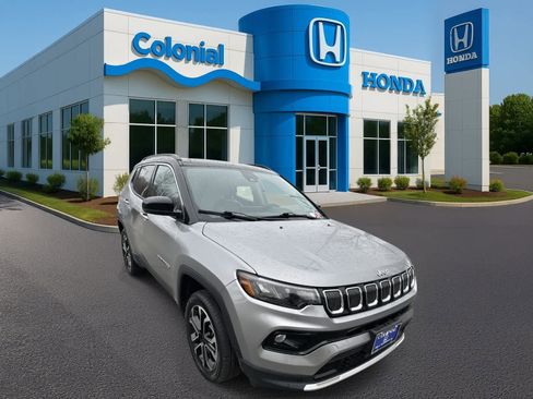 Used 2022 Jeep Compass Limited w/ Sun and Sound Group image 9