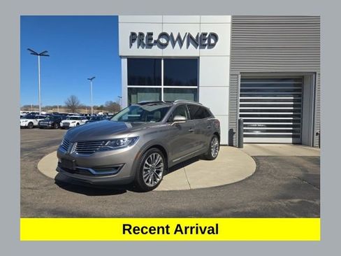 Used 2017 Lincoln MKX Reserve w/ Lincoln MKX Climate Package image 1