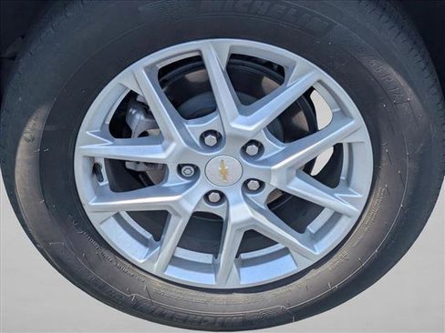 Used 2024 Chevrolet Equinox LT FWD image 15