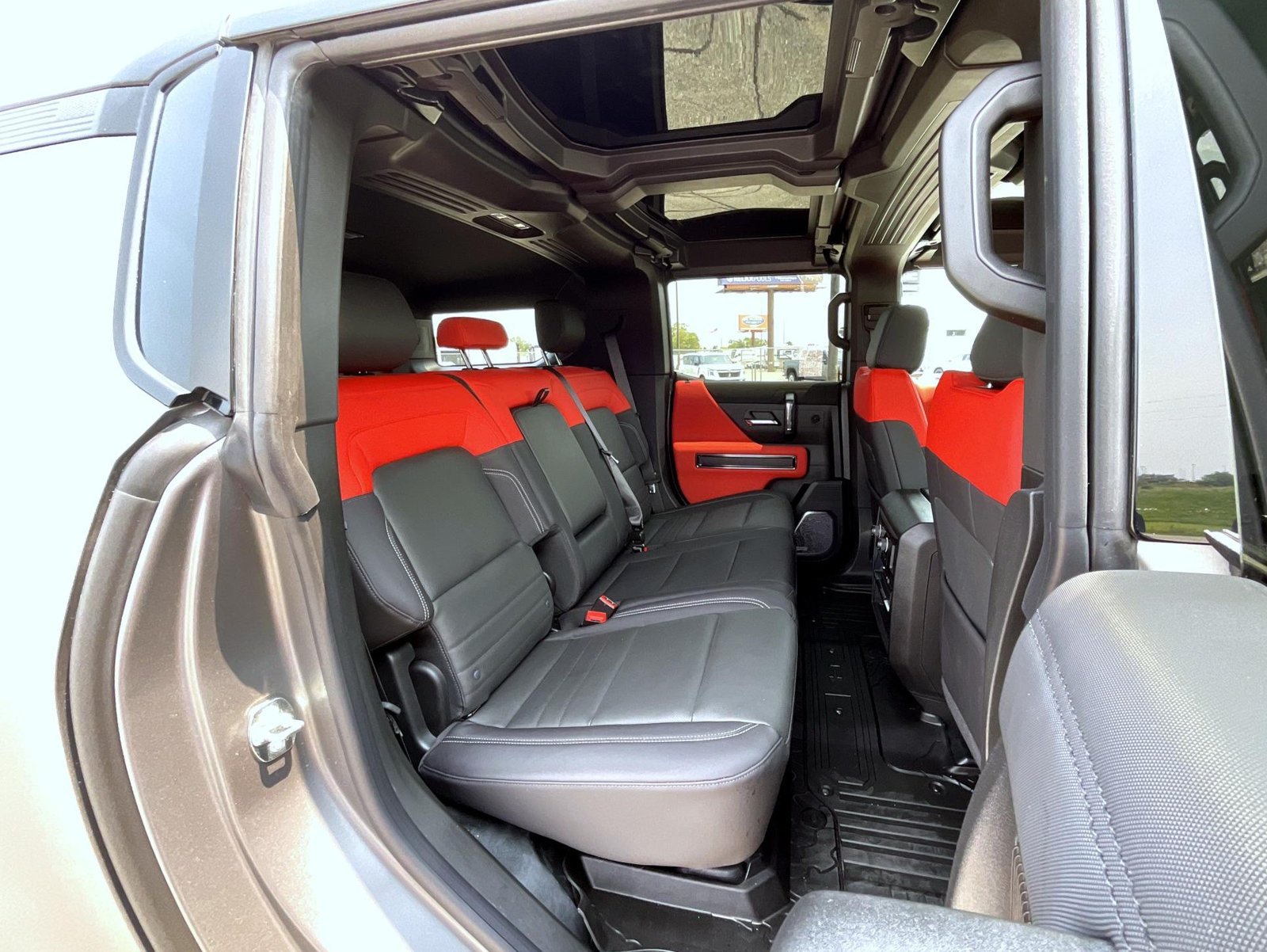 New 2026 GMC Hummer EV 3X w/ Carbon Fiber Edition Package AWD/4WD image 18