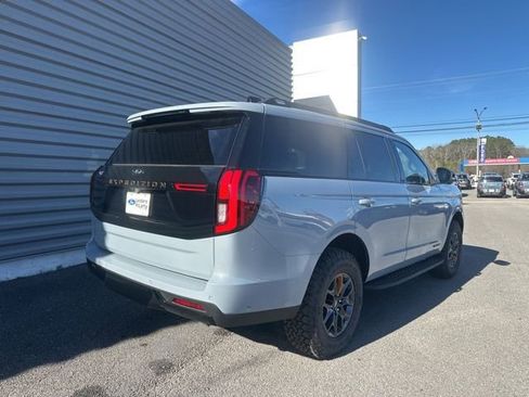 New 2025 Ford Expedition Tremor image 3