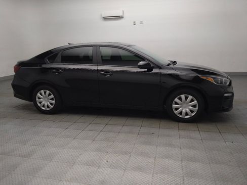 Used 2020 Kia Forte Sedan FWD image 11