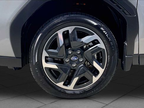 Certified 2025 Subaru Forester Limited AWD/4WD image 11