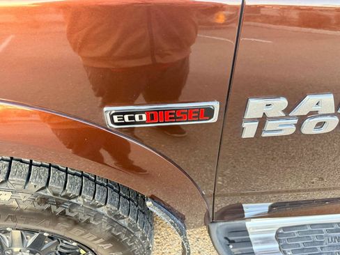 Used 2015 RAM 1500 Laramie w/ Convenience Group image 10