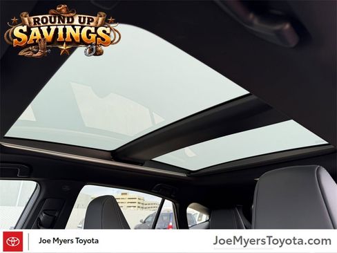 Used 2024 Toyota Venza Limited image 29