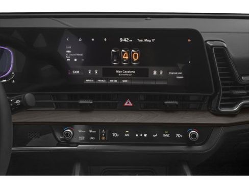 Used 2025 Kia Sportage X-Line w/ Premium Package image 13