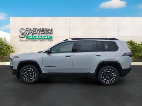 New 2026 Jeep Cherokee Laredo AWD/4WD image 2