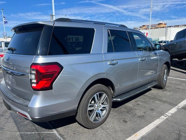 Used 2023 Ford Expedition Limited AWD/4WD image 7