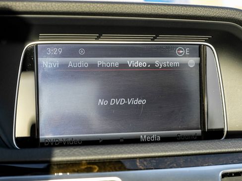 Used 2014 Mercedes-Benz E 350 Sedan w/ Premium 1 Package image 27