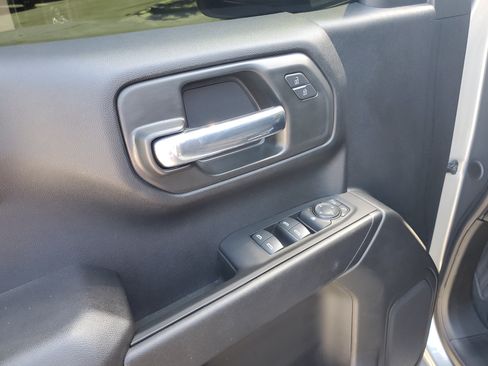 Used 2025 Chevrolet Silverado 1500 Custom AWD/4WD image 10