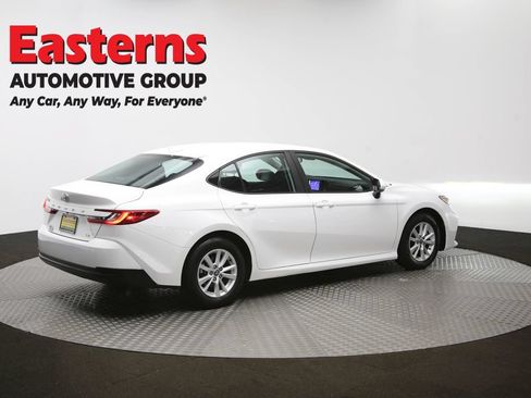 Used 2025 Toyota Camry LE FWD image 42