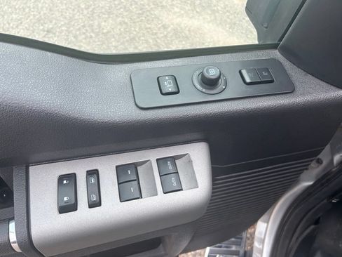 Used 2015 Ford F350 Lariat w/ Chrome Package AWD/4WD image 20