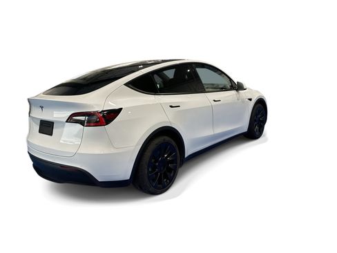 Certified 2021 Tesla Model Y Long Range AWD/4WD image 6