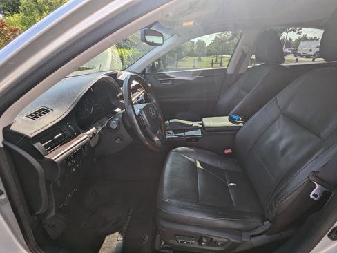 Used 2014 Lexus ES 350 w/ Luxury Package image 15