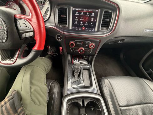 Used 2018 Dodge Charger R/T w/ Plus Group image 41