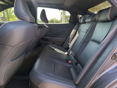 Certified 2024 Toyota Crown Platinum AWD/4WD image 31
