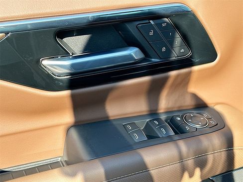 New 2026 Chevrolet Tahoe High Country image 13