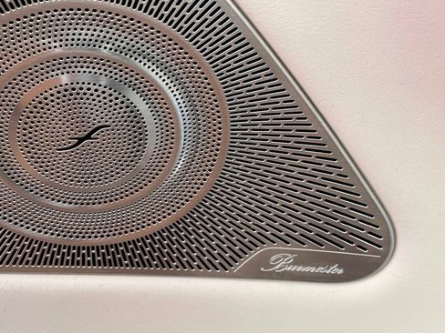 Used 2023 Mercedes-Benz S 580e 4MATIC Sedan w/ AMG Line image 18